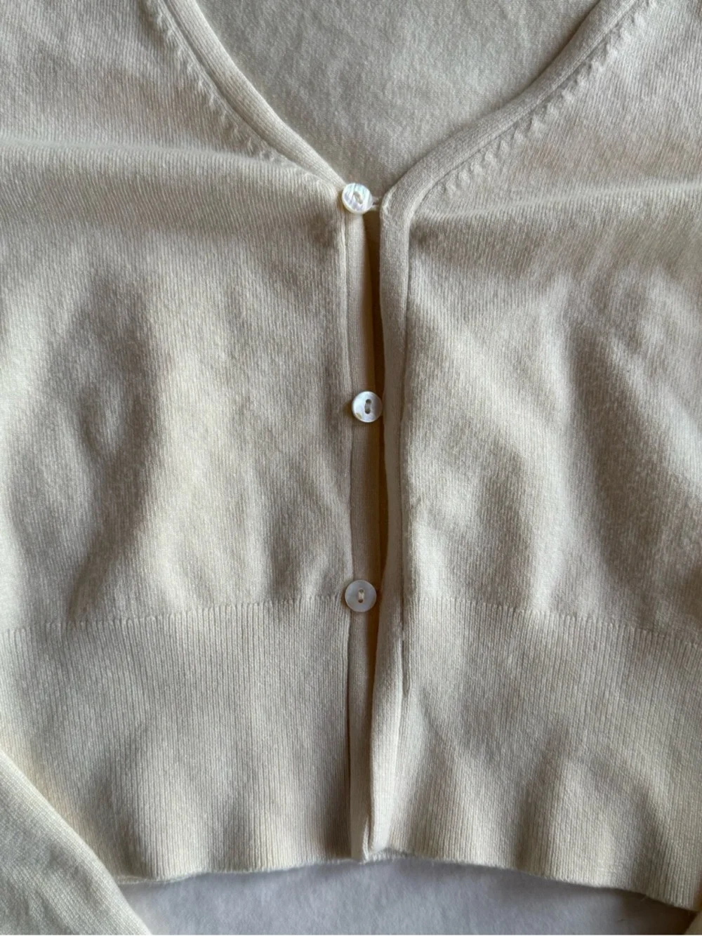 Zara Light Beige V-Neck Button Cardigan - Picture 3 of 6